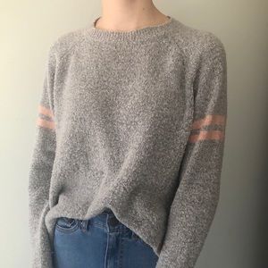 Comfortable thin sweater